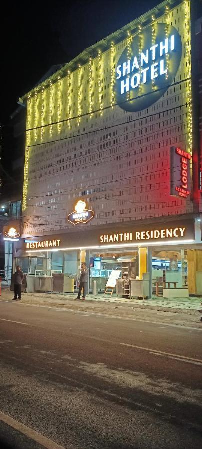 Shanthi Residency Pathanāmthitta Exteriör bild